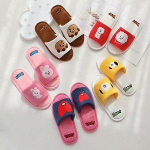 BT21 X Slippers